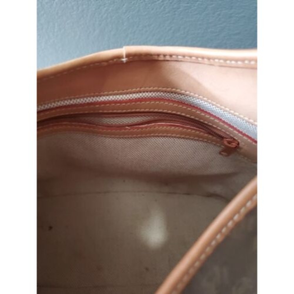 Pre-owned Dooney & Bourke Leather Hobo Handbag 1 Zipper Pocket Buckle Closure - Picture 10 of 13